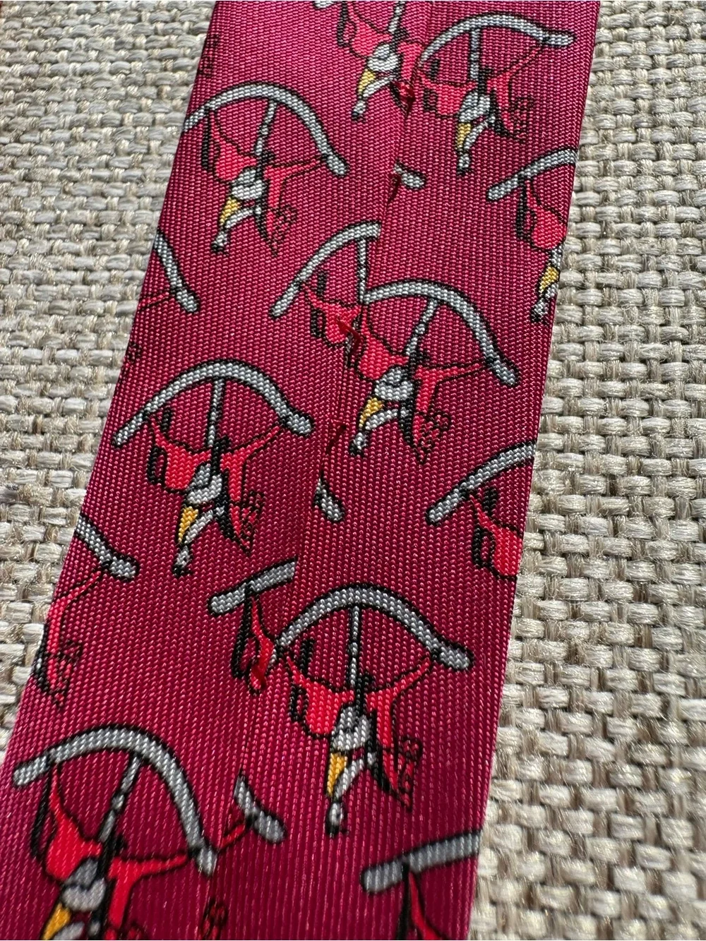 Hermès Paris Rocking Horse Rider Silk Tie Burgundy Pink France